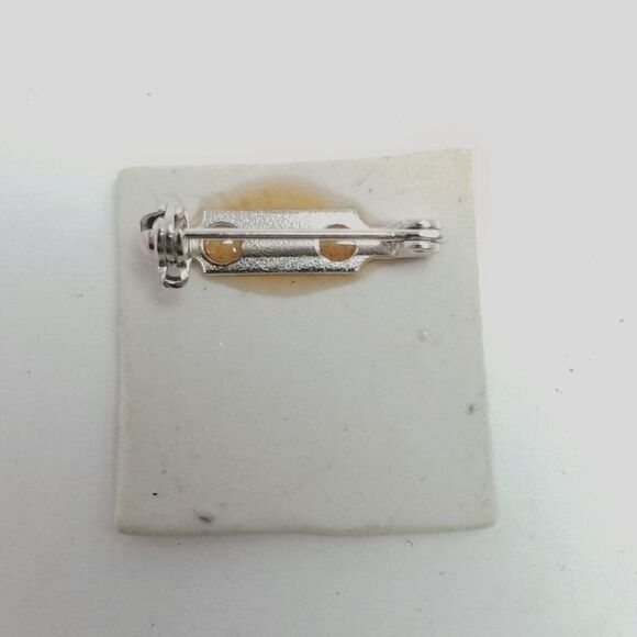 Vintage Single Quotation Mark and Checkered Background Square Brooch, Handmade - Picture 3 of 6